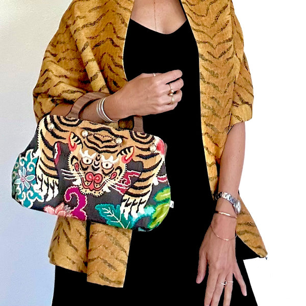 Reversible jae Shawl from the jae Archive!