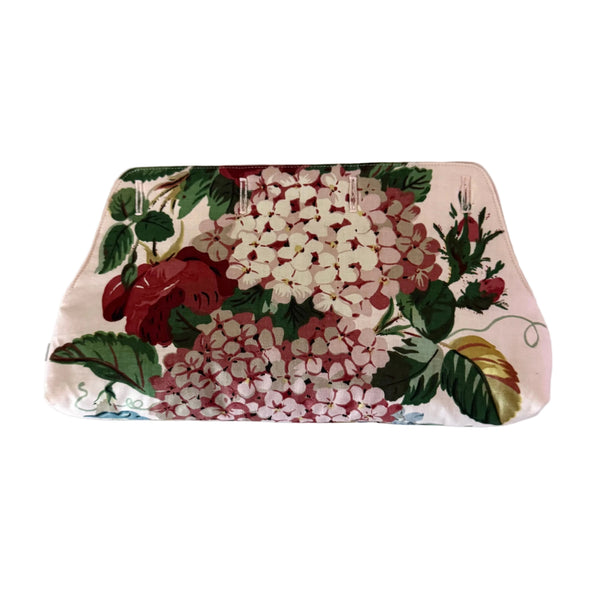 Cotswold Cottage: Vine Shortie Slipcover