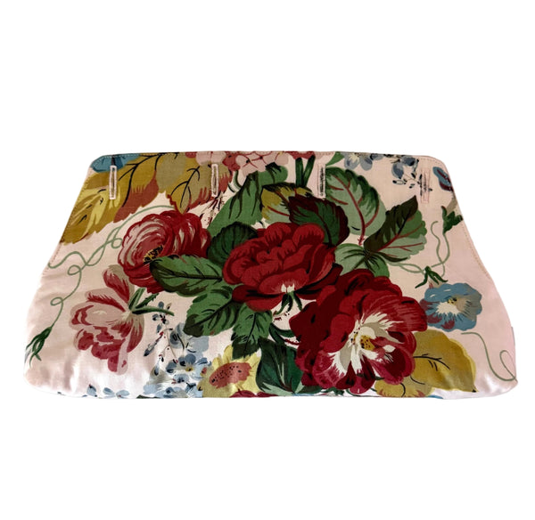 Cotswold Cottage: Vine Shortie Slipcover