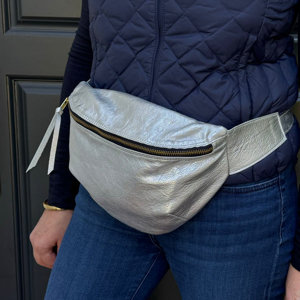 jae Leather Sling (Silver)